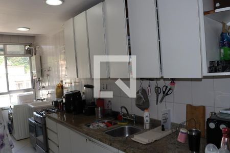 Cozinha de apartamento para alugar com 3 quartos, 126m² em Freguesia (jacarepaguá), Rio de Janeiro