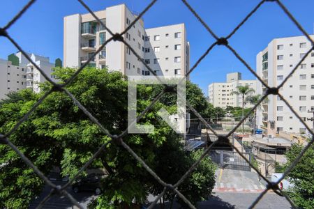 Vista da sala de apartamento à venda com 2 quartos, 70m² em Vila Amélia, São Paulo