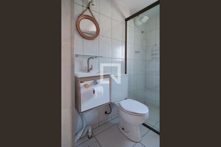 Banheiro  de kitnet/studio para alugar com 1 quarto, 30m² em Bela Vista, São Paulo