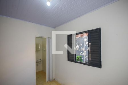 Casa à venda com 200m², 2 quartos e sem vaga Casa à venda com 200m², 2 quartos e sem vagaSuíte