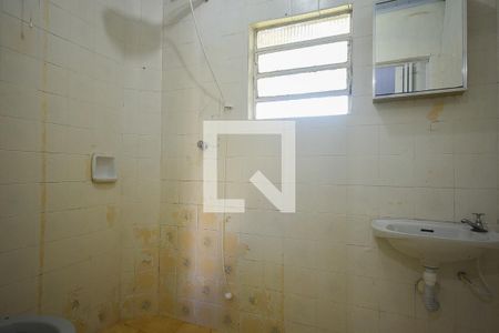 Casa à venda com 200m², 2 quartos e sem vaga Casa à venda com 200m², 2 quartos e sem vagaBanheiro Suíte