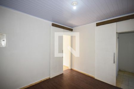 Casa à venda com 200m², 2 quartos e sem vaga Casa à venda com 200m², 2 quartos e sem vagaSala