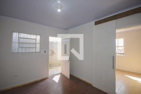 Casa à venda com 200m², 2 quartos e sem vaga Casa à venda com 200m², 2 quartos e sem vagaSala