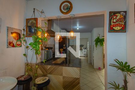 Cozinha 1 de casa à venda com 4 quartos, 80m² em Niterói, Canoas