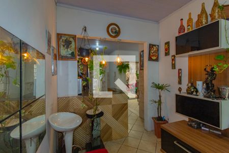 Sala 1 de casa à venda com 4 quartos, 80m² em Niterói, Canoas