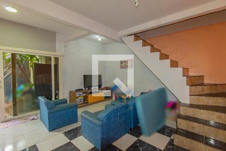 Sala 2 de casa à venda com 4 quartos, 80m² em Niterói, Canoas