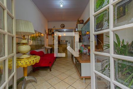 Sala 1 de casa à venda com 4 quartos, 80m² em Niterói, Canoas