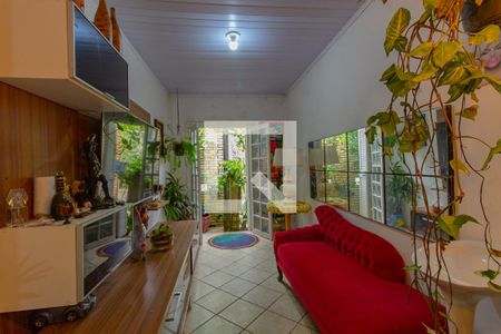 Sala 1 de casa à venda com 4 quartos, 80m² em Niterói, Canoas