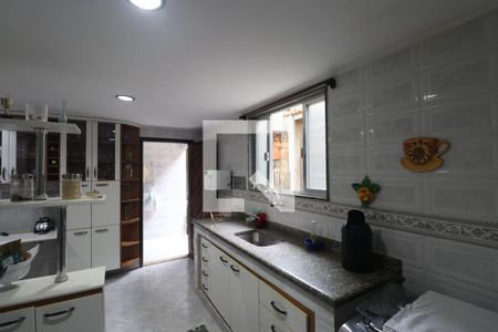 Cozinha de casa para alugar com 1 quarto, 75m² em Rocha, São Gonçalo