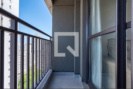Sacada de casa de condomínio para alugar com 1 quarto, 27m² em Jardim Prudência, São Paulo
