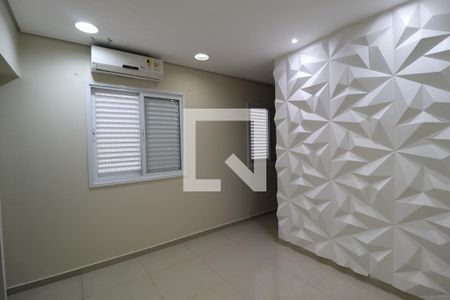 Casa à venda com 250m², 4 quartos e 4 vagas Casa à venda com 250m², 4 quartos e 4 vagasSuíte