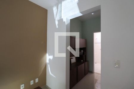 Casa à venda com 250m², 4 quartos e 4 vagas Casa à venda com 250m², 4 quartos e 4 vagasSuíte