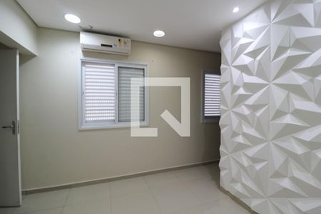 Casa à venda com 250m², 4 quartos e 4 vagas Casa à venda com 250m², 4 quartos e 4 vagasSuíte