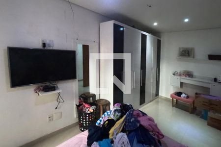 Quarto 1 de casa para alugar com 3 quartos, 100m² em Aparecida, Santos