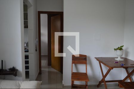 Sala de apartamento à venda com 2 quartos, 54m² em Centro, Contagem