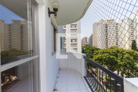 varanda Sala de apartamento à venda com 3 quartos, 130m² em Vila Mariana, São Paulo