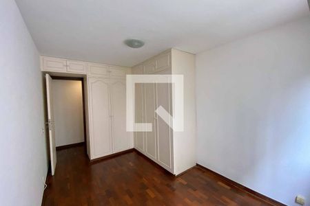 Quarto 1 de apartamento à venda com 3 quartos, 136m² em Laranjeiras, Rio de Janeiro