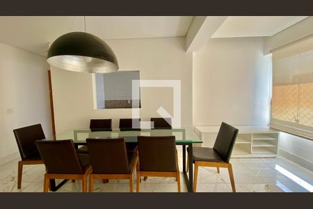 Sala de apartamento para alugar com 3 quartos, 98m² em Nova Suíça, Belo Horizonte