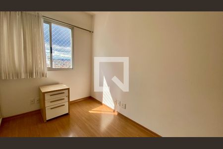 Quarto 2 de apartamento para alugar com 3 quartos, 98m² em Nova Suíça, Belo Horizonte