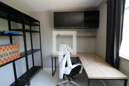 Quarto 1 de apartamento para alugar com 2 quartos, 47m² em Jacarepaguá, Rio de Janeiro