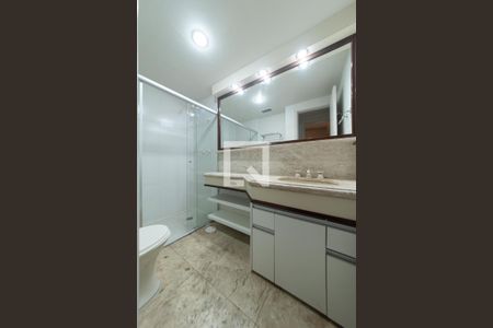 Banheiro de apartamento para alugar com 1 quarto, 32m² em Cidade Monções, São Paulo