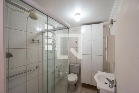 Banheiro Social de apartamento para alugar com 1 quarto, 42m² em Bosque da Saúde, São Paulo