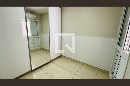 Suite 2 de apartamento para alugar com 3 quartos, 98m² em Setor Bueno, Goiânia