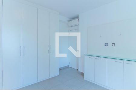 Quarto 2 de apartamento para alugar com 2 quartos, 70m² em Melville Empresarial Ii, Barueri