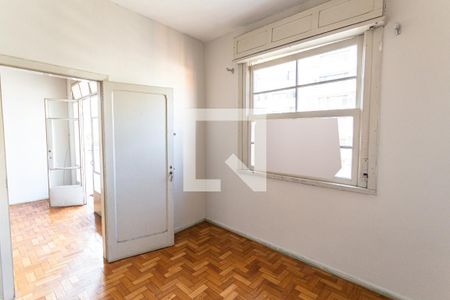 Quarto 1 de apartamento para alugar com 3 quartos, 136m² em Centro, Belo Horizonte