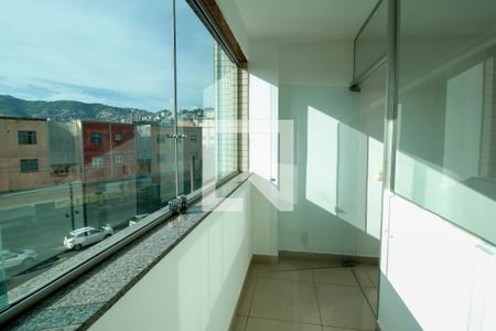 Varanda de apartamento à venda com 3 quartos, 93m² em Santa Efigênia, Belo Horizonte