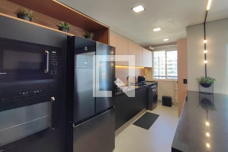 Cozinha de apartamento à venda com 2 quartos, 91m² em Swiss Park, Campinas