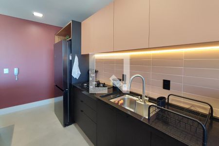 Cozinha de apartamento à venda com 2 quartos, 91m² em Swiss Park, Campinas