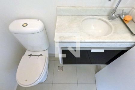 Lavabo de apartamento para alugar com 2 quartos, 103m² em Gonzaga, Santos