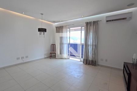 Sala de Estar e Jantar de apartamento para alugar com 2 quartos, 103m² em Gonzaga, Santos