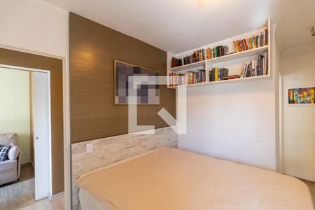 Suíte  de apartamento à venda com 3 quartos, 77m² em Vila Lais, São Paulo