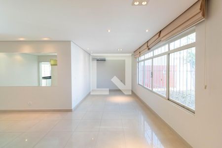 Sala de casa à venda com 3 quartos, 274m² em Jardim Cotinha, São Paulo