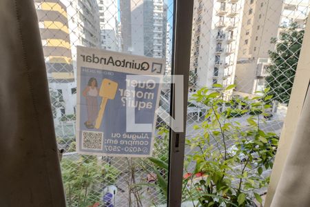 Apartamento à venda com 40m², 1 quarto e sem vaga Apartamento à venda com 40m², 1 quarto e sem vagaplaquinha