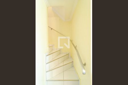 Escadas de casa à venda com 3 quartos, 140m² em Vila Fachini, São Paulo