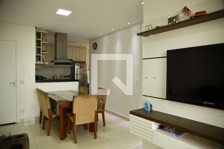Sala de apartamento à venda com 3 quartos, 70m² em Baeta Neves, São Bernardo do Campo