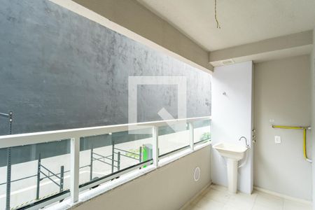 Varanda da sala de apartamento para alugar com 2 quartos, 45m² em Vila Esperança, São Paulo