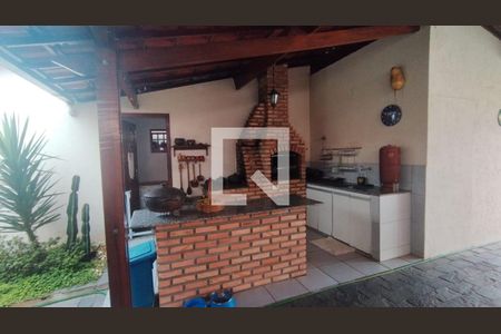 Casa à venda com 3 quartos, 200m² em Dona Clara, Belo Horizonte