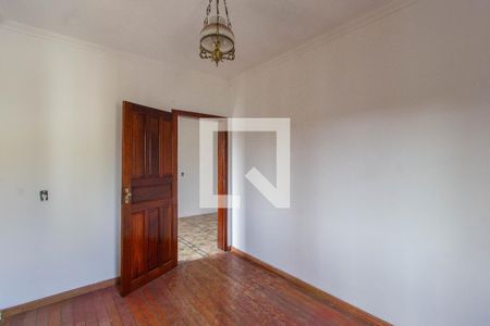 Quarto 1 de casa para alugar com 3 quartos, 220m² em Cohab B, Gravataí