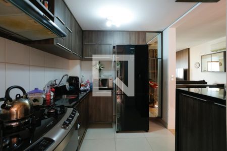 Cozinha de casa de condomínio à venda com 3 quartos, 155m² em Morro Santana, Porto Alegre