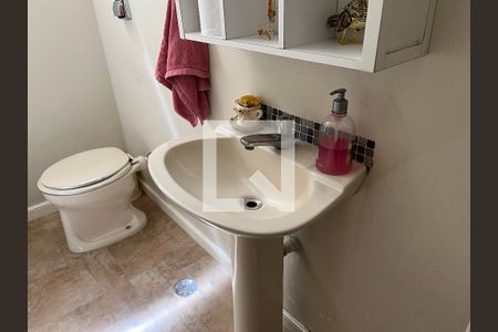 Lavabo de casa à venda com 4 quartos, 200m² em Vila Clementino, São Paulo