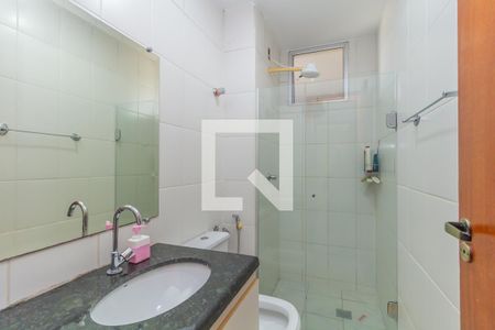 Banheiro de apartamento à venda com 3 quartos, 110m² em Dona Clara, Belo Horizonte