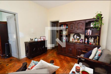 Sala de casa para alugar com 5 quartos, 400m² em Cachoeirinha, Belo Horizonte