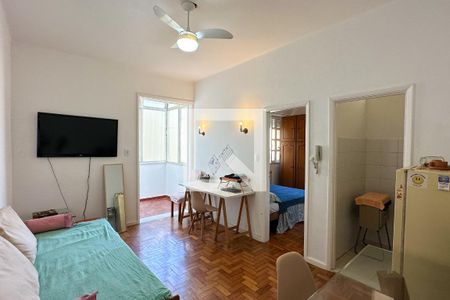 Sala de apartamento para alugar com 1 quarto, 47m² em Copacabana, Rio de Janeiro