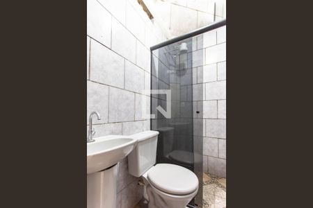 Banheiro de kitnet/studio à venda com 1 quarto, 360m² em Dom Silverio, Belo Horizonte