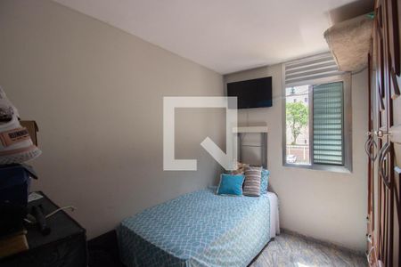 Quarto 1 de apartamento para alugar com 2 quartos, 57m² em Cohab José Bonifaci, São Paulo