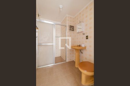 Banheiro de apartamento para alugar com 1 quarto, 49m² em Nonoai, Porto Alegre